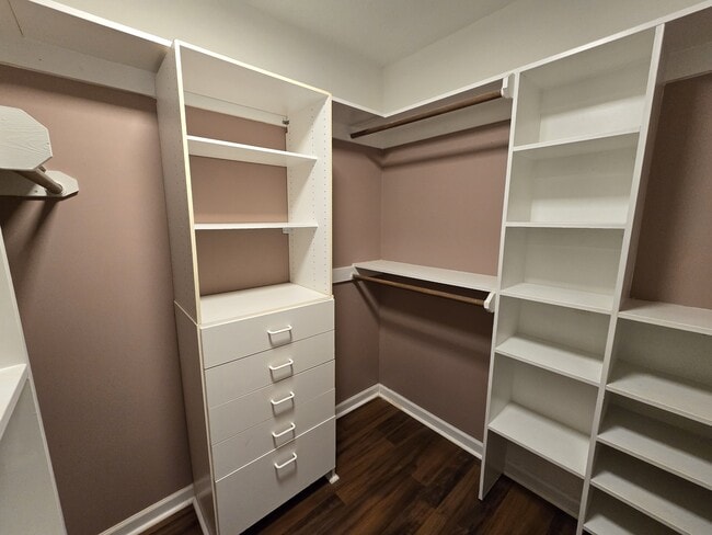 Building Photo - 10008 Ligon Mill Rd