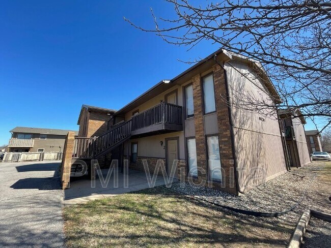 Building Photo - 6820 W Par Ln