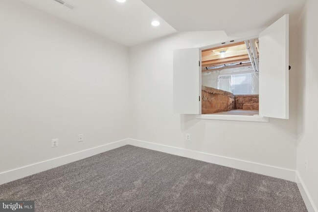 Building Photo - 1709 Covington St
