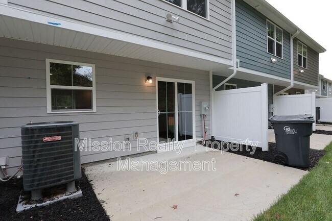 Building Photo - 1164 Canterbury Rdg Rd