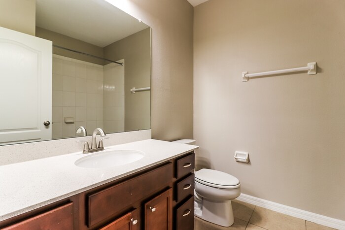 Building Photo - 18523 Hunters Meadow Walk