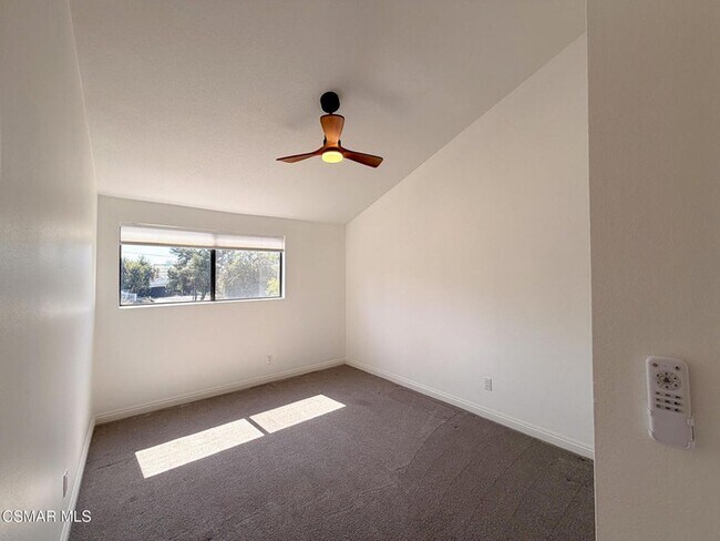 Building Photo - 18242 Burbank Blvd