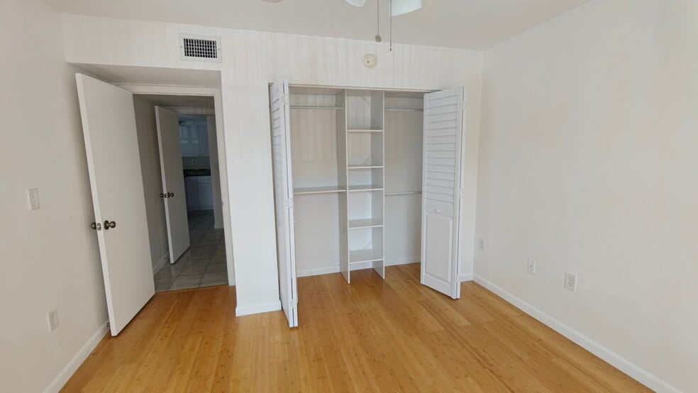 Building Photo - 8610 SW 212th St