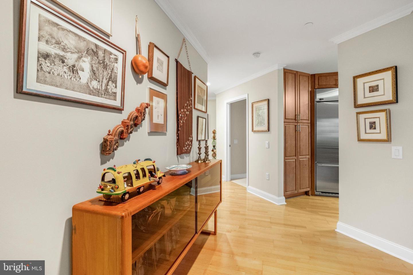 Building Photo - 440 S Broad St