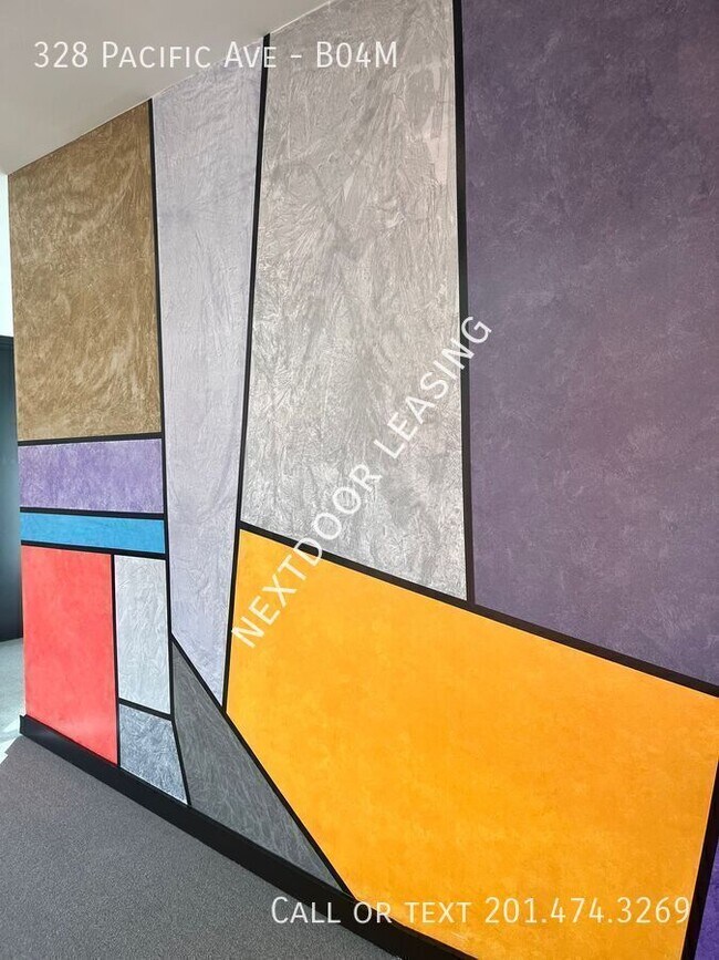 Building Photo - 328 Pacific Ave