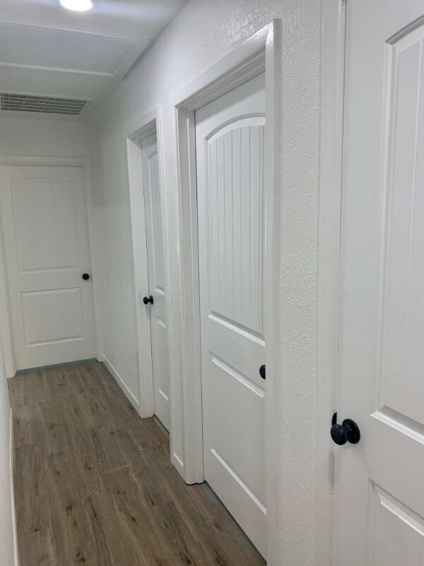 Building Photo - 310 Milam St