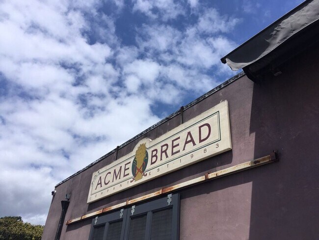 Building Photo - 1611 San Pablo Ave