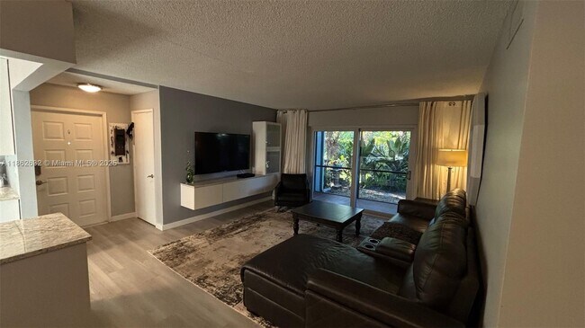 Building Photo - 2761 S Oakland Forest Dr
