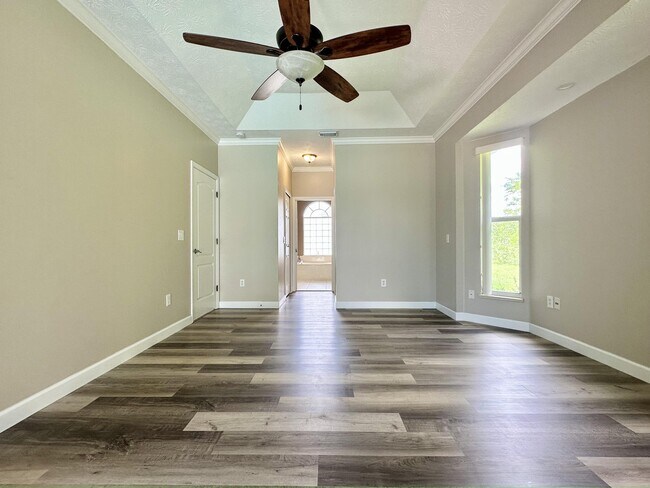 Building Photo - 5399 NW Lamoore Ln