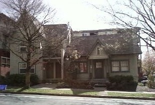 Building Photo - 962/964/966 E.18th Ave