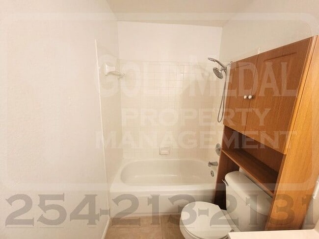 Building Photo - 1803 Robert Tyler Dr