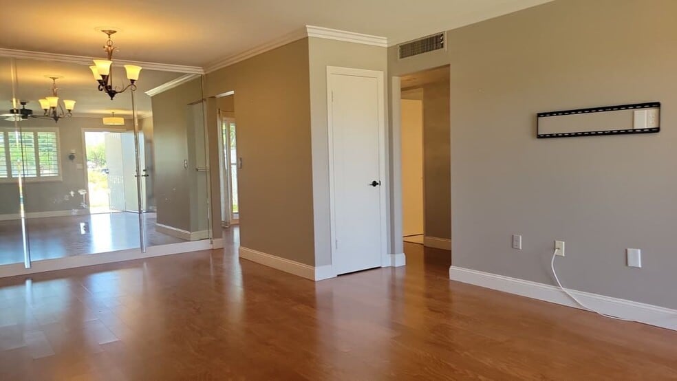Building Photo - 26217 Birkdale Rd