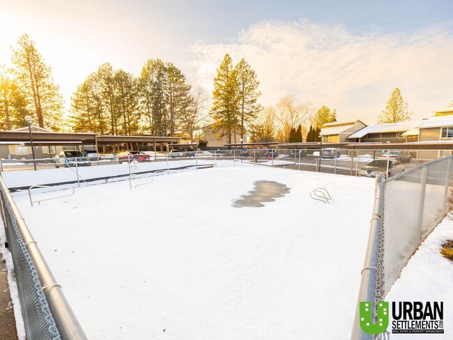 Building Photo - Comfortable 1-Bedroom Condo with Parking & Resort-Style Amenities