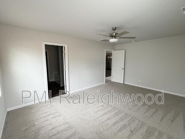 Building Photo - 289 Greenbay St