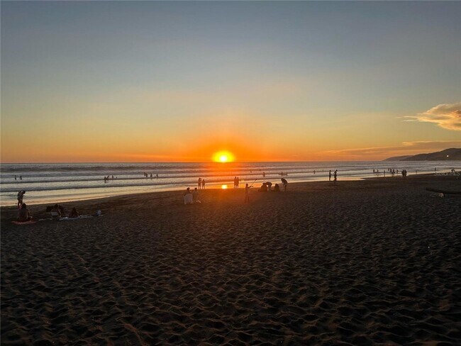 Building Photo - 3317 Pine Valley Dr
