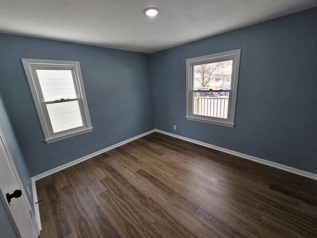 Building Photo - 13209 Liberty Ave