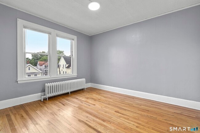 Building Photo - 38 Beacon St