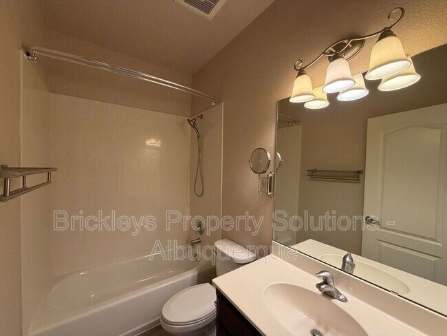 Building Photo - 5815 Mafraq Ave NW