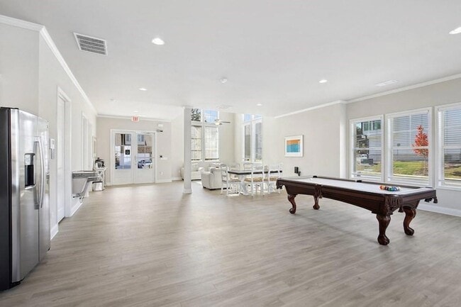 Building Photo - 1852 Auburn Rd