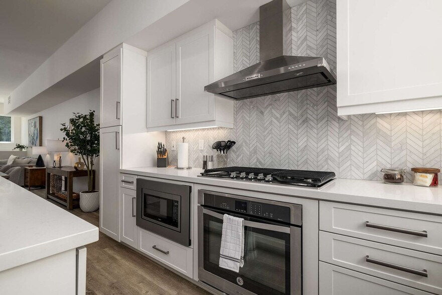 Building Photo - 551 Hawthorn St