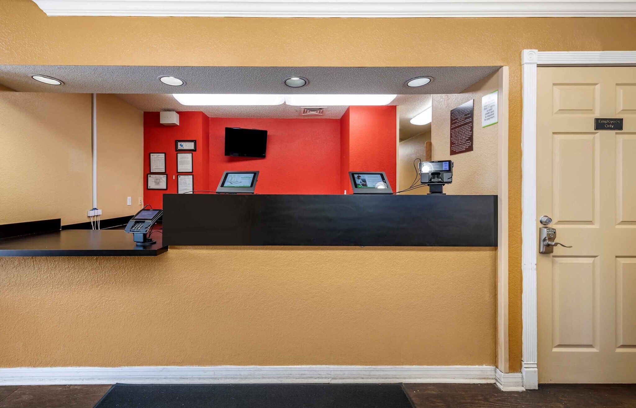 Building Photo - Furnished Studio-Jacksonville - Southside ...