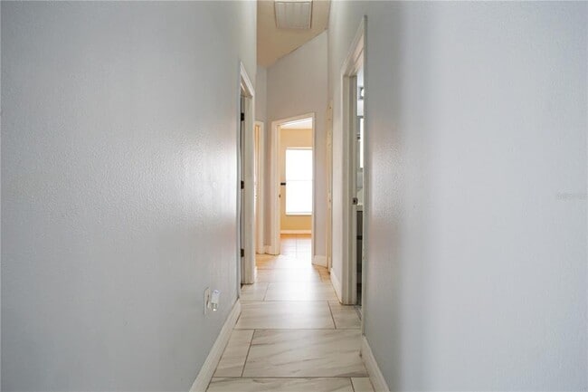 Building Photo - 519 Winthrop Pl