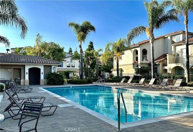 Building Photo - 1212 Elmhurst