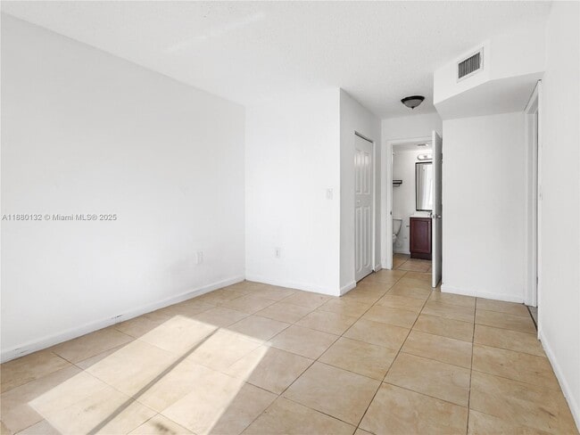 Building Photo - 15221 SW 80th St