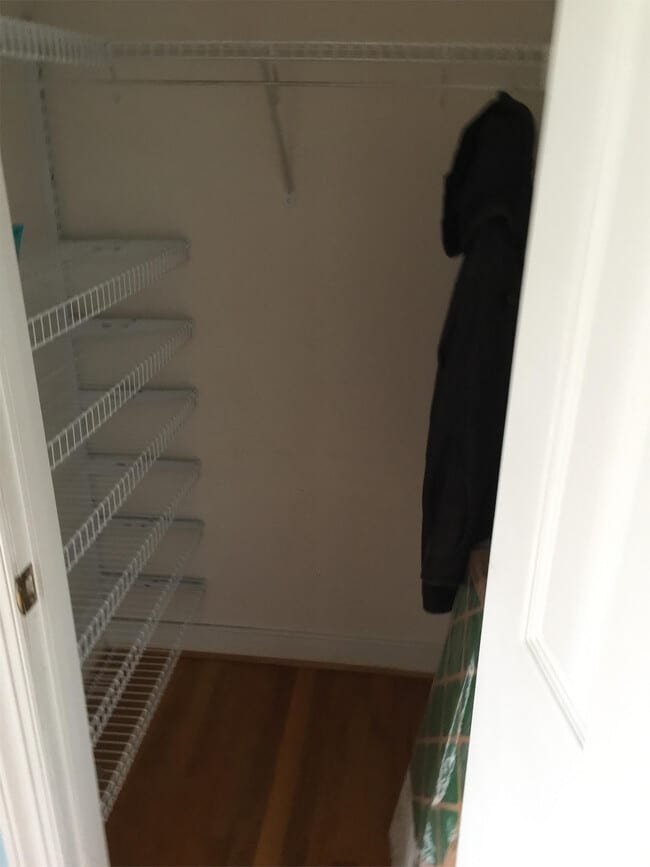 Building Photo - 1834 Rolfe Way