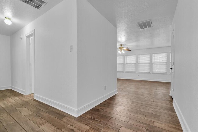 Building Photo - 22038 Soft Pines Ct