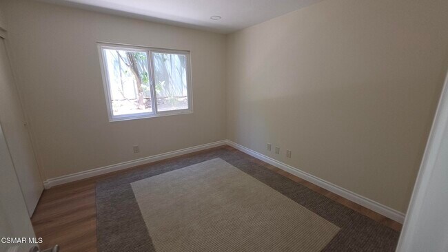 Building Photo - 2794 Parkview Dr