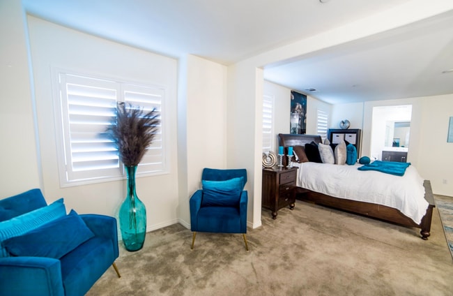 Building Photo - 5217 Clementine Ave.