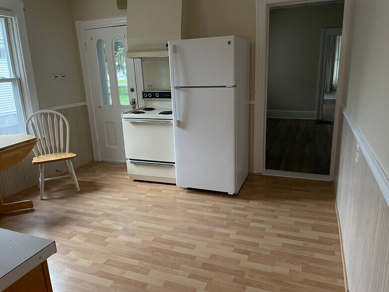 Building Photo - 54 Oxford Rd