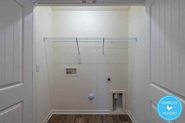 Building Photo - 1212 Haybrook Ln