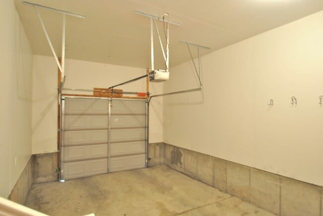 Building Photo - 696 N 240 E
