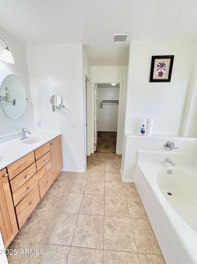 Building Photo - 3288 W Mineral Butte Dr