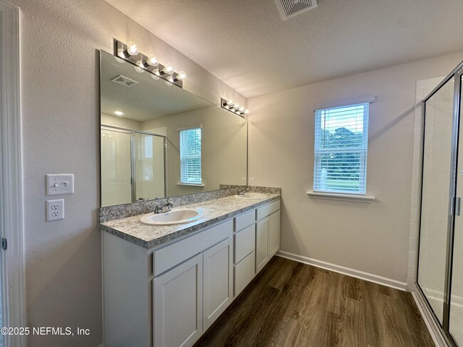 Building Photo - 1375 High Falls Dr
