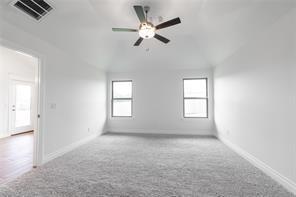 Building Photo - 8225 Mountain Oak Dr