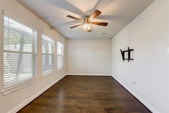 Building Photo - 10824 Brittmoore Oaks Pl