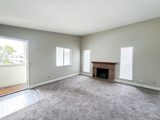 Building Photo - 2112 Sunfish Dr