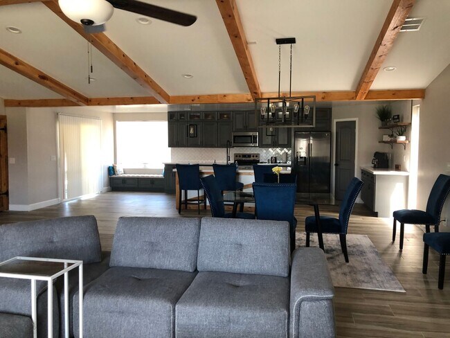 Building Photo - A GREAT REMODELED LIKE NEW HOME ON THE GOLF COURSE IN LEISURE WORLD 45+ Active Adult Resort Commu...