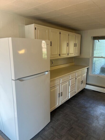 Building Photo - 25 Rockland St