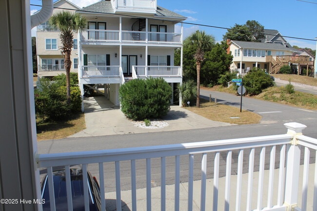 Building Photo - 933 Perrin Dr