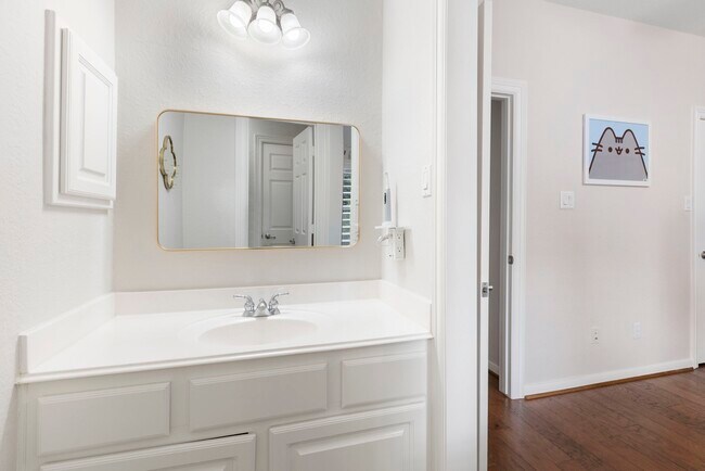 Building Photo - 6 Skipwith Pl