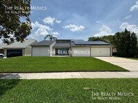 Building Photo - 107 S Deerwood Ave