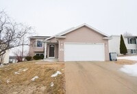 Building Photo - Great NW Home with Fenced Yard Near Gibbs Elementary