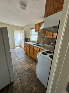 Building Photo - 125 N W Ave