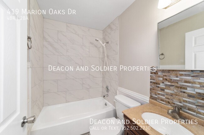 Building Photo - 419 Marion Oaks Dr
