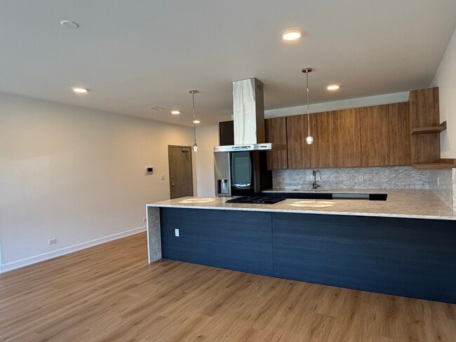 Building Photo - 2109 S Ashland Ave