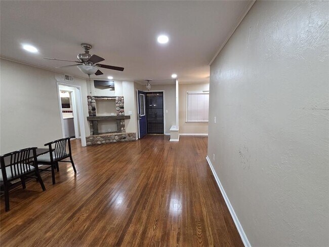 Building Photo - 2333 NW 50th St